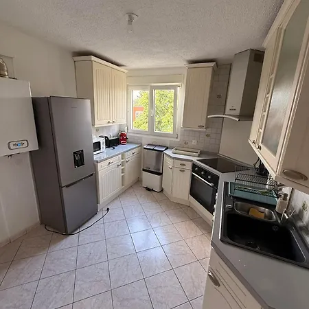 Daire Grand T4 Moderne A Wi-fi & Parking *