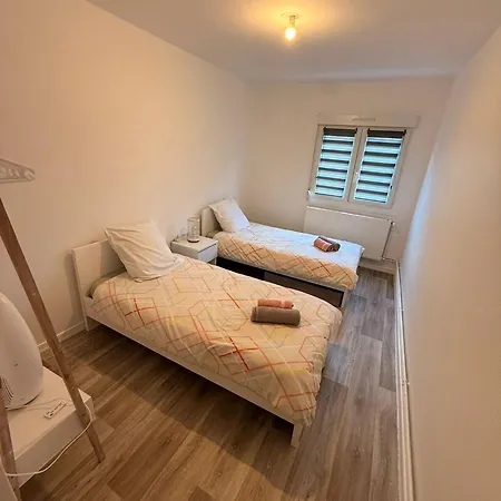 Daire Grand T4 Moderne A Wi-fi & Parking *